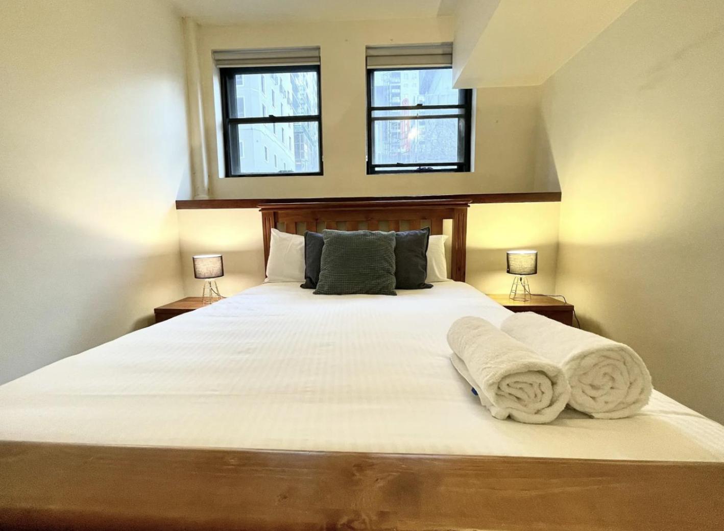 Readyset Apartments On King — Photos 1