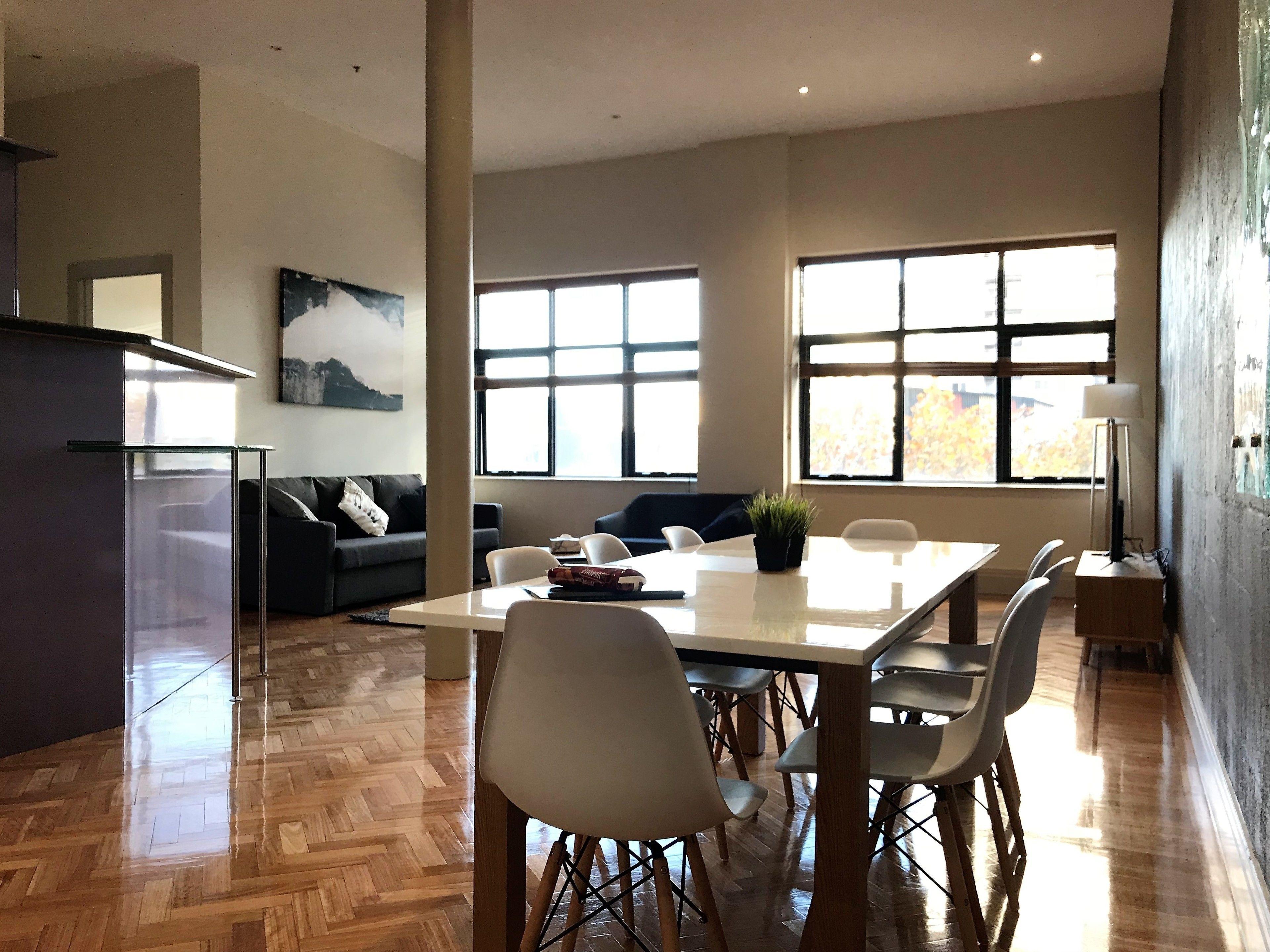 Readyset Apartments On King — Photos 3